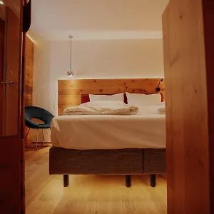 altstadtmittehotel.com-bavaria.com/