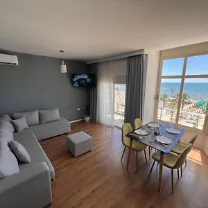 Lägenhetshotell Wave Beachfront